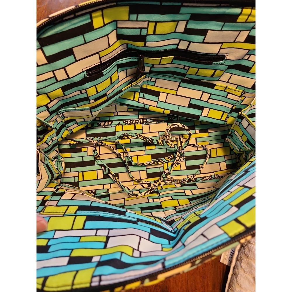 Vera Bradley Island Blooms bowler bag Quilted. floral pattern. EUC - Picture 6 of 9
